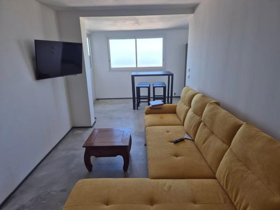 Chez Ti Karl Apartment Le Tampon Bagian luar foto
